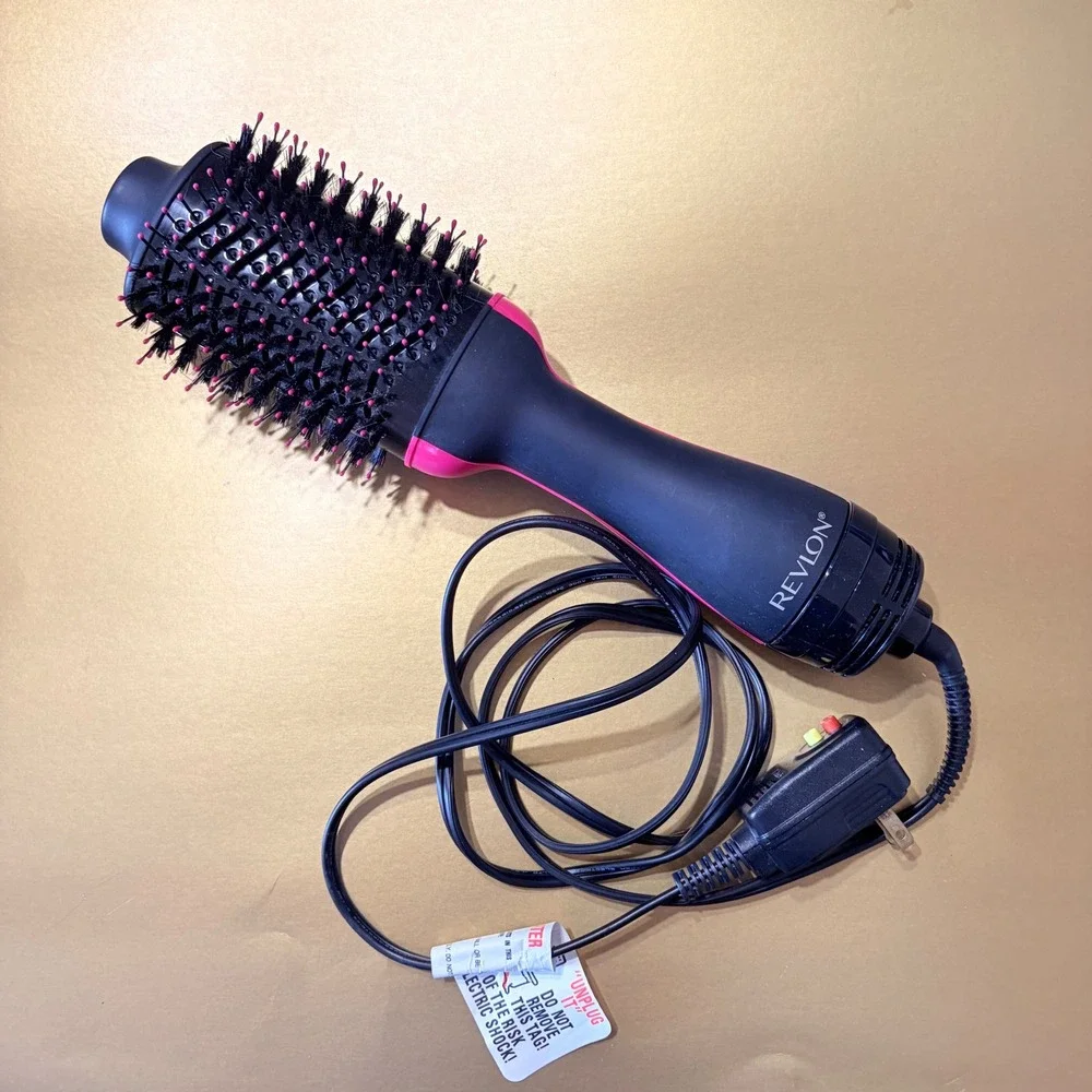 Revlon One-Step Hair Dryer and Volumizer Hot Air Brush Black Pink RVDR5222